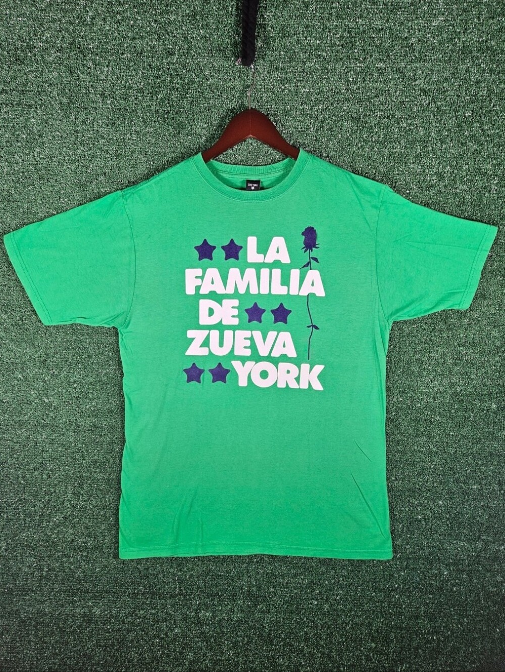 Zoo York 'La Familia De Zueva York' Green Graphic Tee / Mens Size Medium